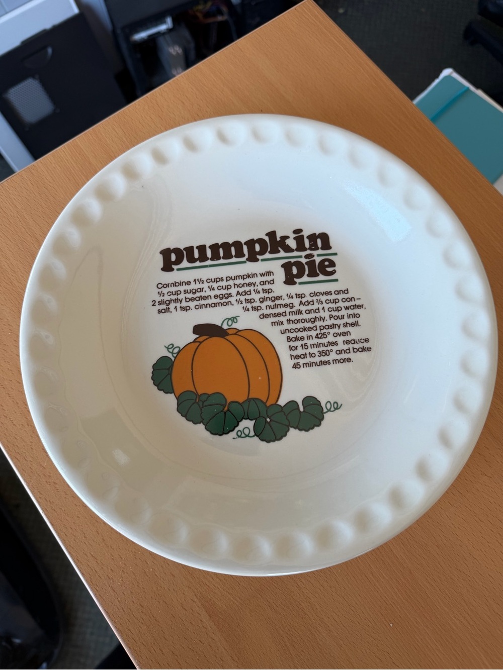 Pumpkin Pie Serving Dish